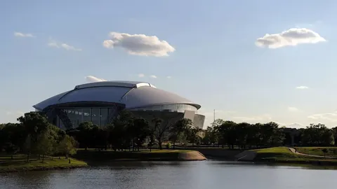 “泰国代表团团长苏披实·萨迈希托在亚冬会专访中分享体育促进亚洲文化交流”